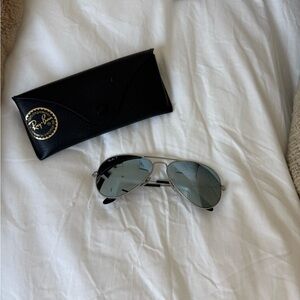 Ray-Ban Silver Aviator Sunglasses, Case included